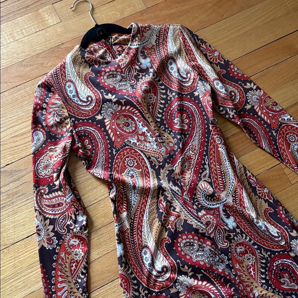 vintage Avon paisley long sleeve maxi dress - Picture 2 of 6